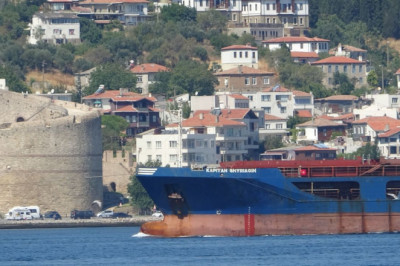 Yalova’ya Gelen Gemi Çanakkale Boğazı’nda Arızalandı