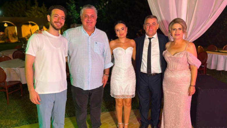 HAYBEK AİLESİ’NDEN DÜĞÜN SONRASI TEŞEKKÜR