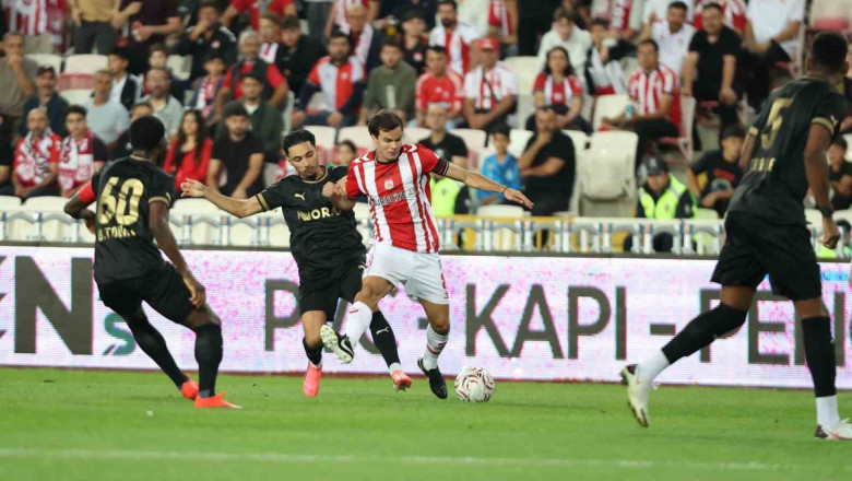 Sivasspor 2-2 Manisa FK: İki Taraftan 4 Gol