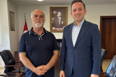 Zeki Gürsu’dan Kaymakam Bayram’a Ziyaret