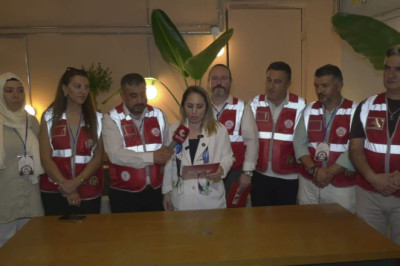 Kademeli emeklilikle adalet isteyenler Kadıköy'den seslendi: Bu meseleyi seçim sandığı gelmeden çözelim