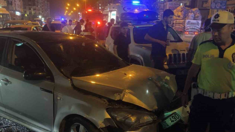 Batman’da iki araç çarpıştı: 4 yaralı