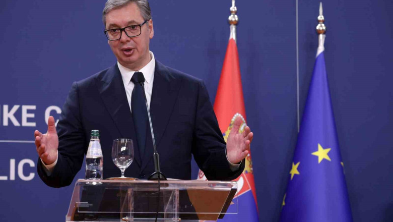 Sırbistan Cumhurbaşkanı Vucic 27 Eylül’de istifa edecek