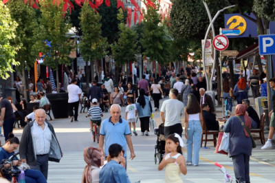 YALOVA’DA HAREKETLİLİĞİN KARBON AYAK İZİ ÖLÇÜLDÜ