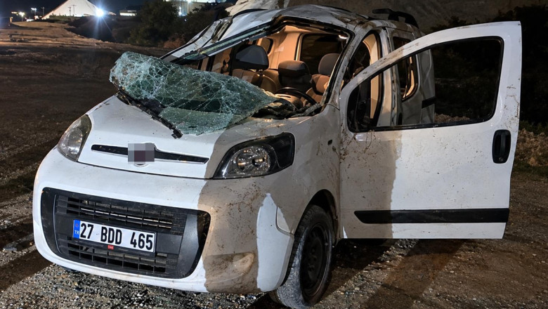 Gaziantep'te daha önce 7 kişinin öldüğü yolda yeni kazada 6 kişi yaralandı