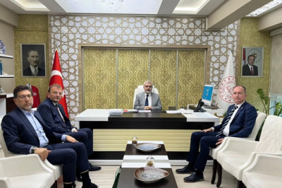 YEŞİLAY’DAN MÜDÜR YILMAZ’A ZİYARET