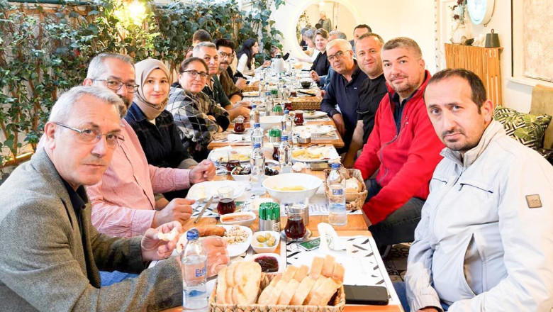 Yalova’daki Mersinliler Kahvaltıda Buluştu