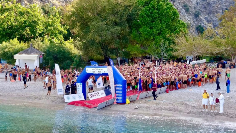 Fethiye'de açık su yüzme yarışları 4 kategoride 1612 sporcuyla tamamlandı